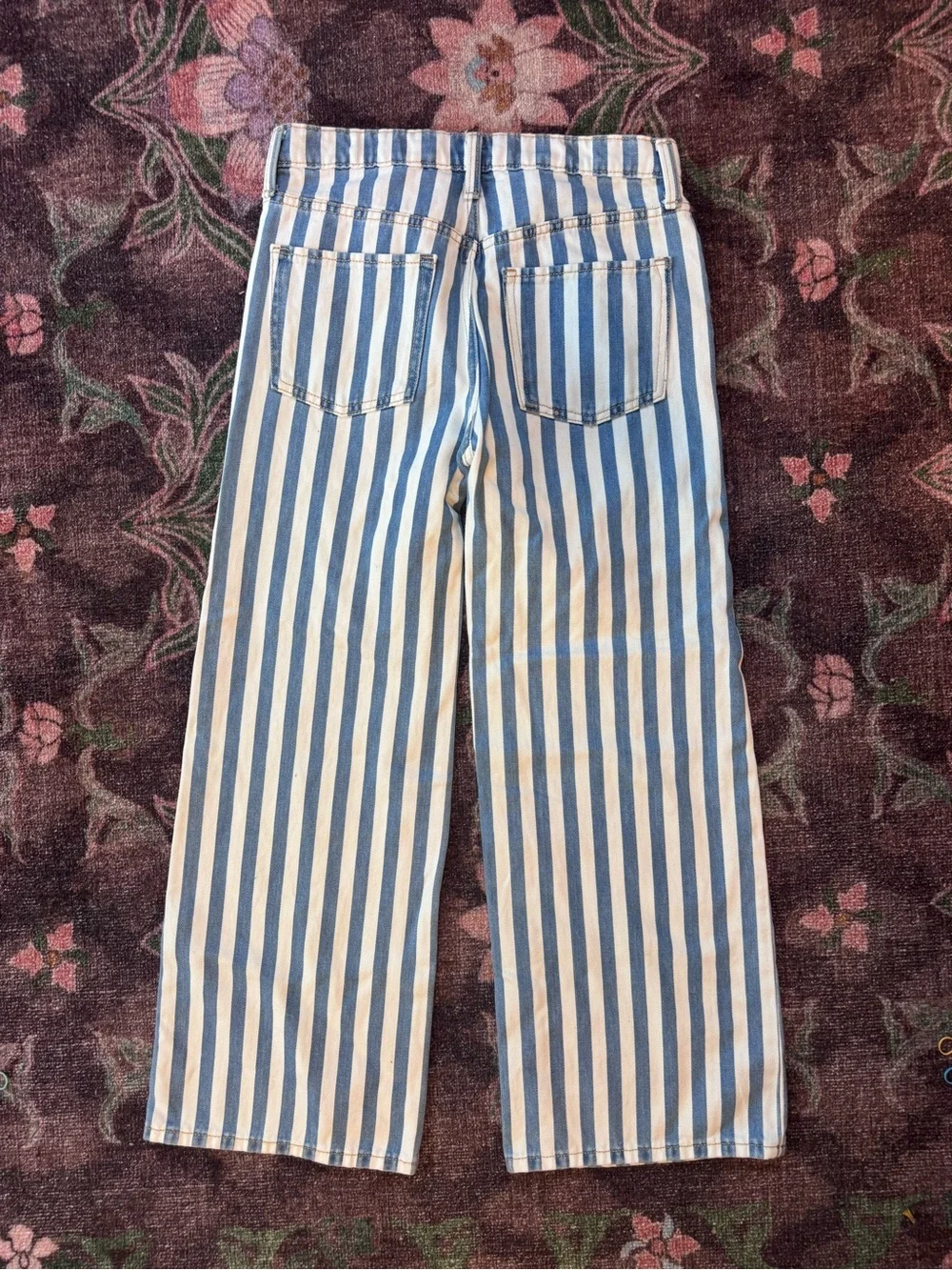 Old Navy Girl’s lStriped Blue and White Jeans High-Rise Baggy Wide Leg - 14
